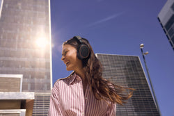 MOMENTUM 4 Wireless