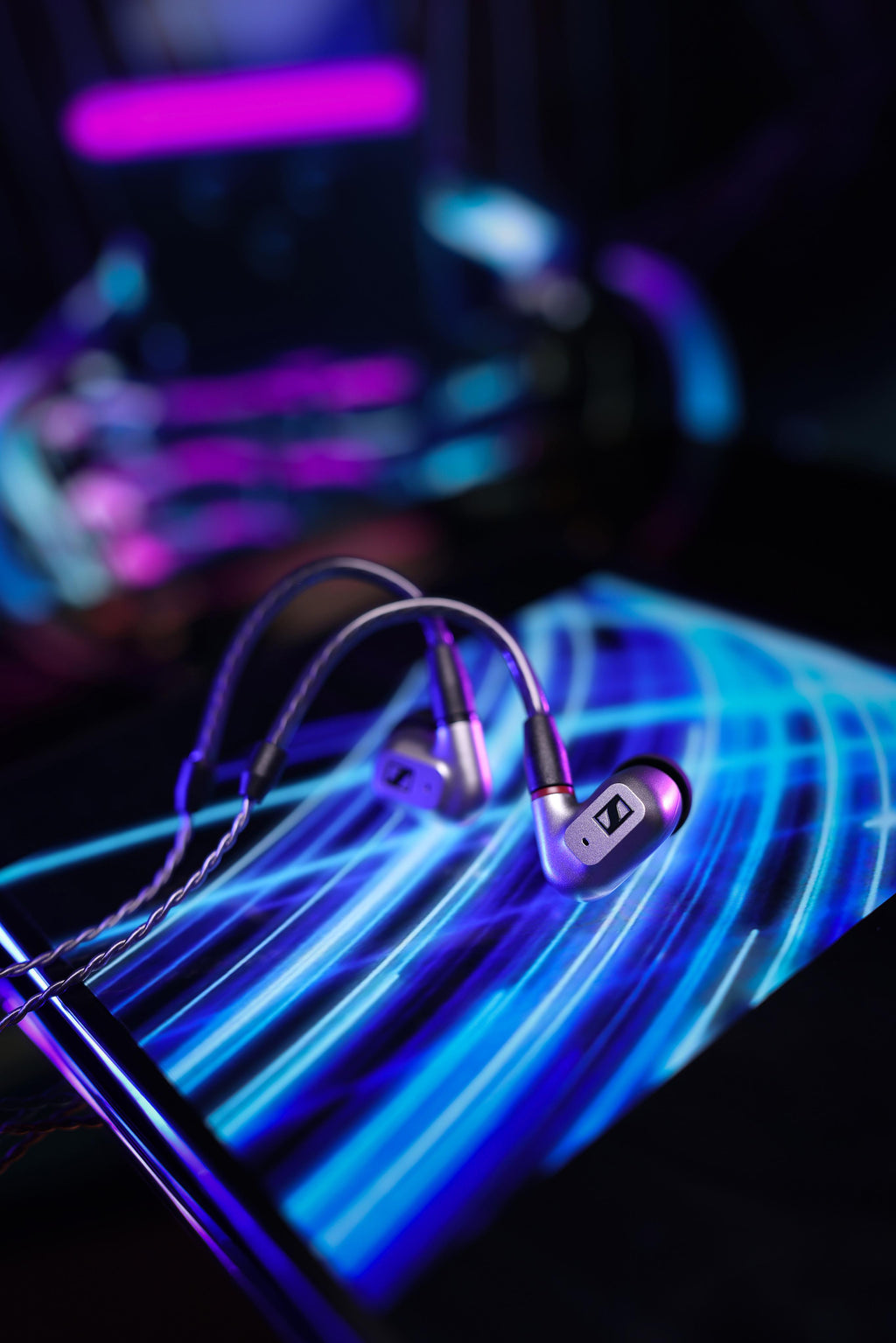 IE 200 Silver Refurbished