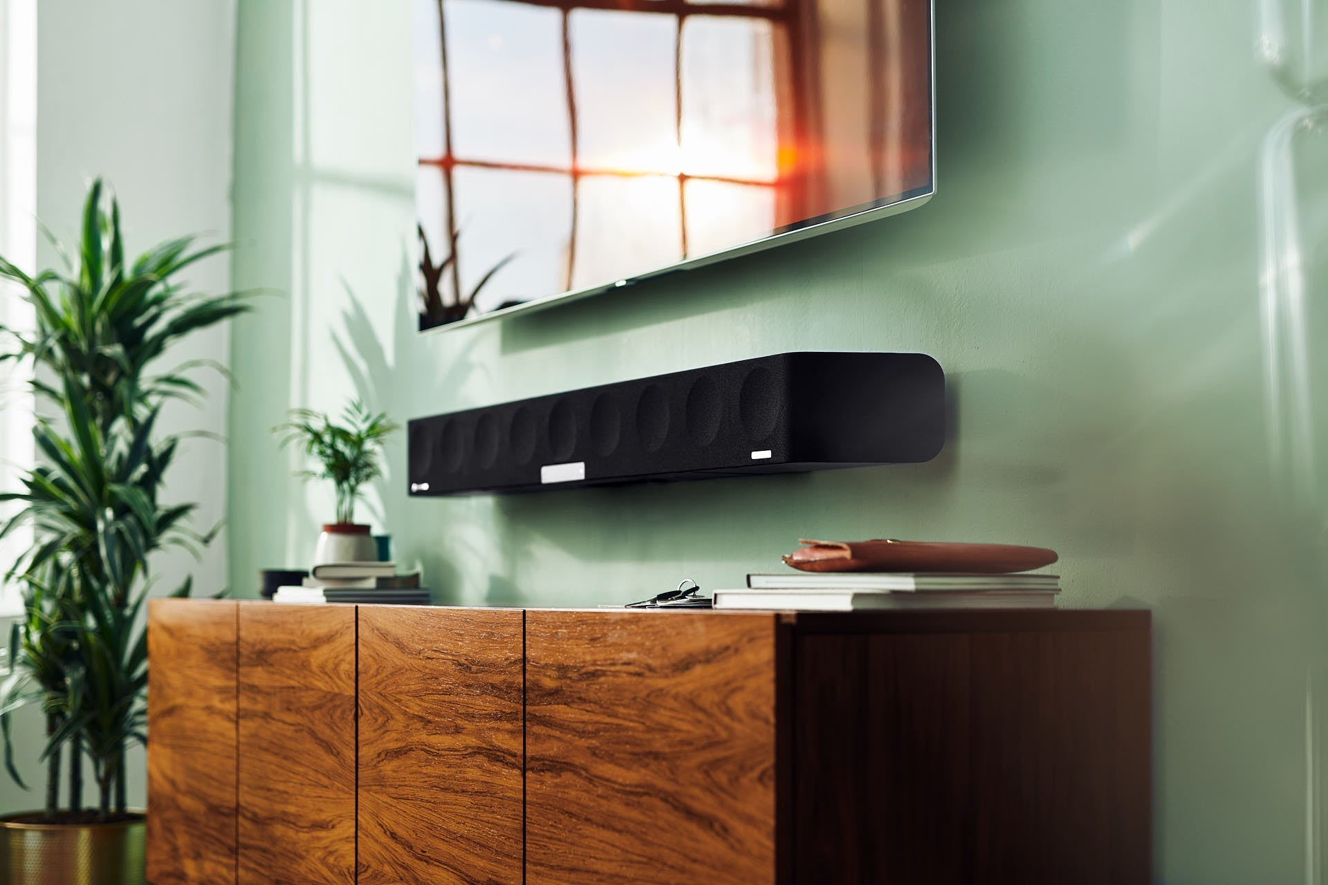 AMBEO Soundbar Max